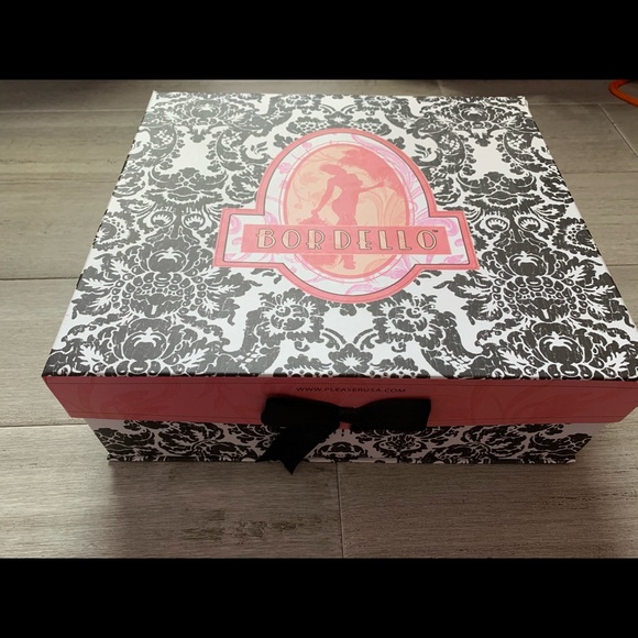 Open toe heels - Picture 4 of 10